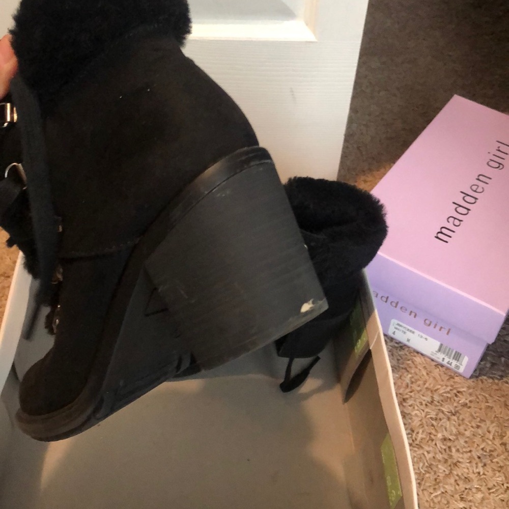 Booties - Picture 5 of 5